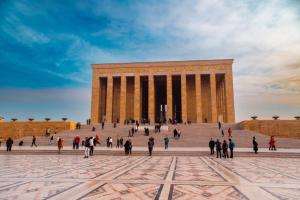 Peste 25 de milioane de turişti internaţionali au vizitat Turcia în primele şase luni din 2026